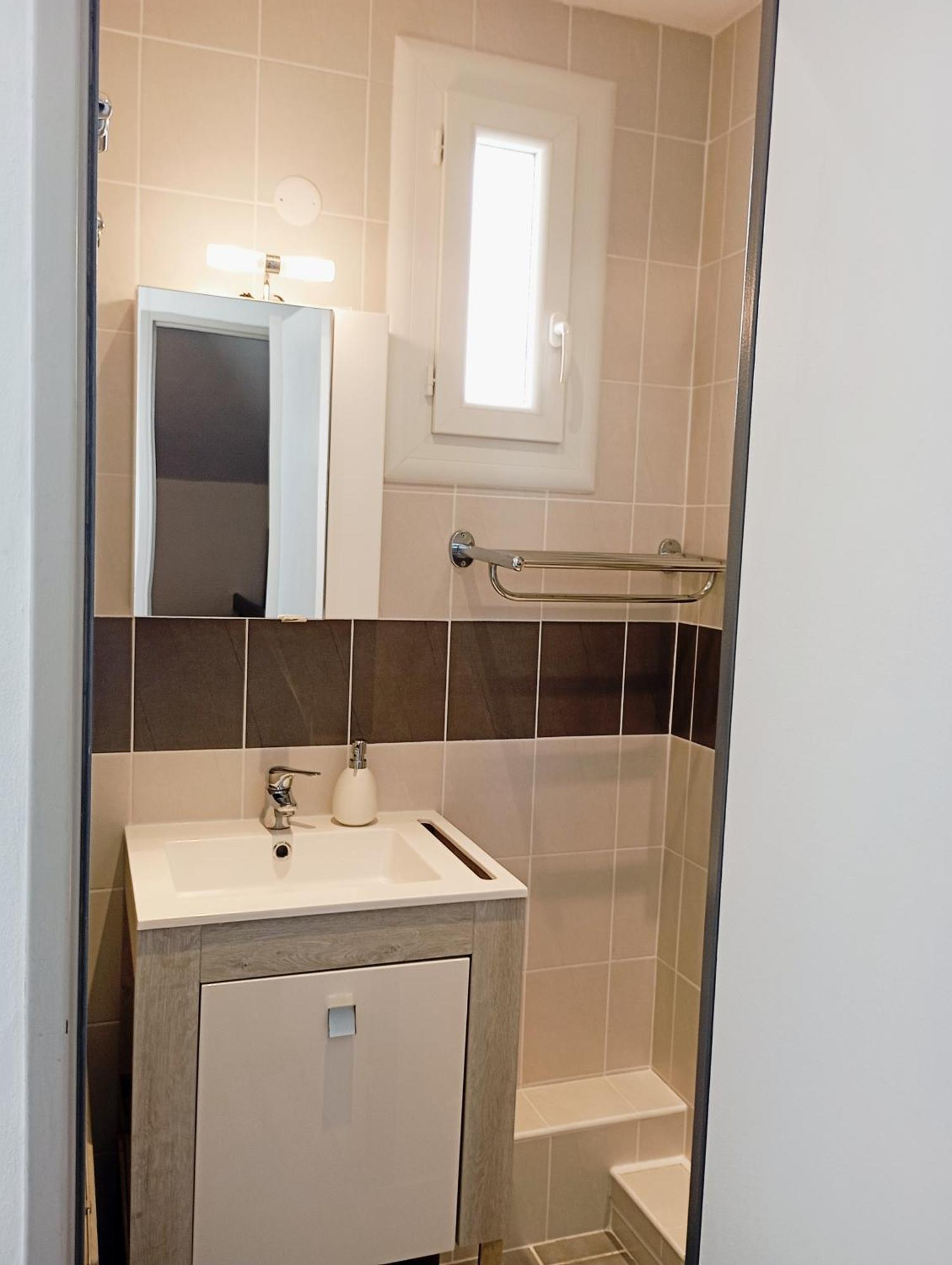Grand Appartement Proche Port Et Plages, 6 A 8 Pers, 3 Chambres, Climatise Агд Экстерьер фото